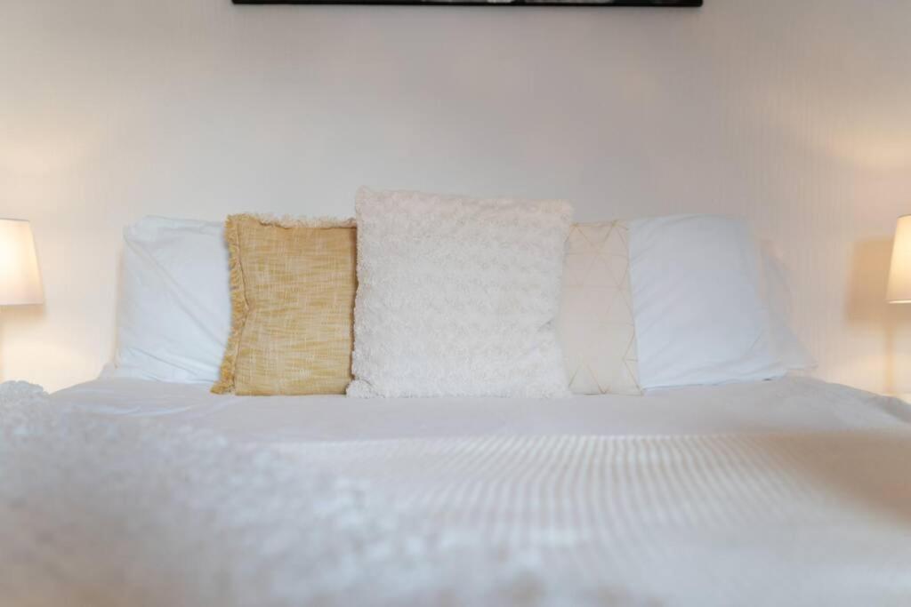 Phenix Central - Huge 3 Bed, Super Equipped Apartment. Cardiff Exterior photo