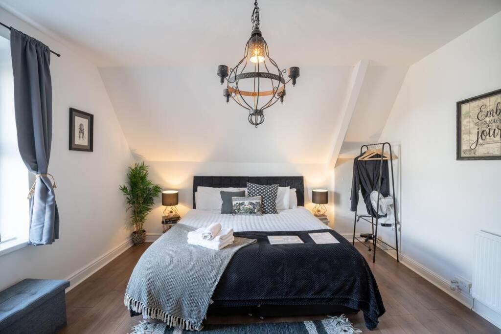 Phenix Central - Huge 3 Bed, Super Equipped Apartment. Cardiff Exterior photo