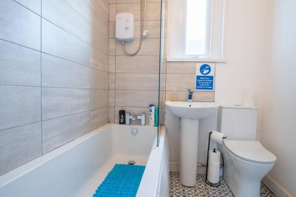Phenix Central - Huge 3 Bed, Super Equipped Apartment. Cardiff Exterior photo