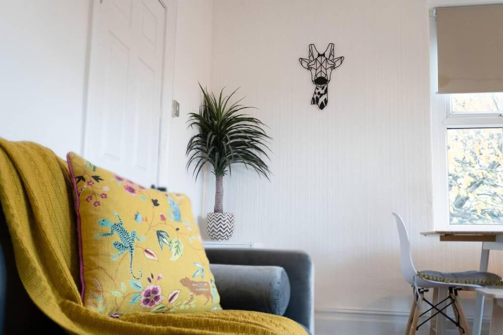 Phenix Central - Huge 3 Bed, Super Equipped Apartment. Cardiff Exterior photo